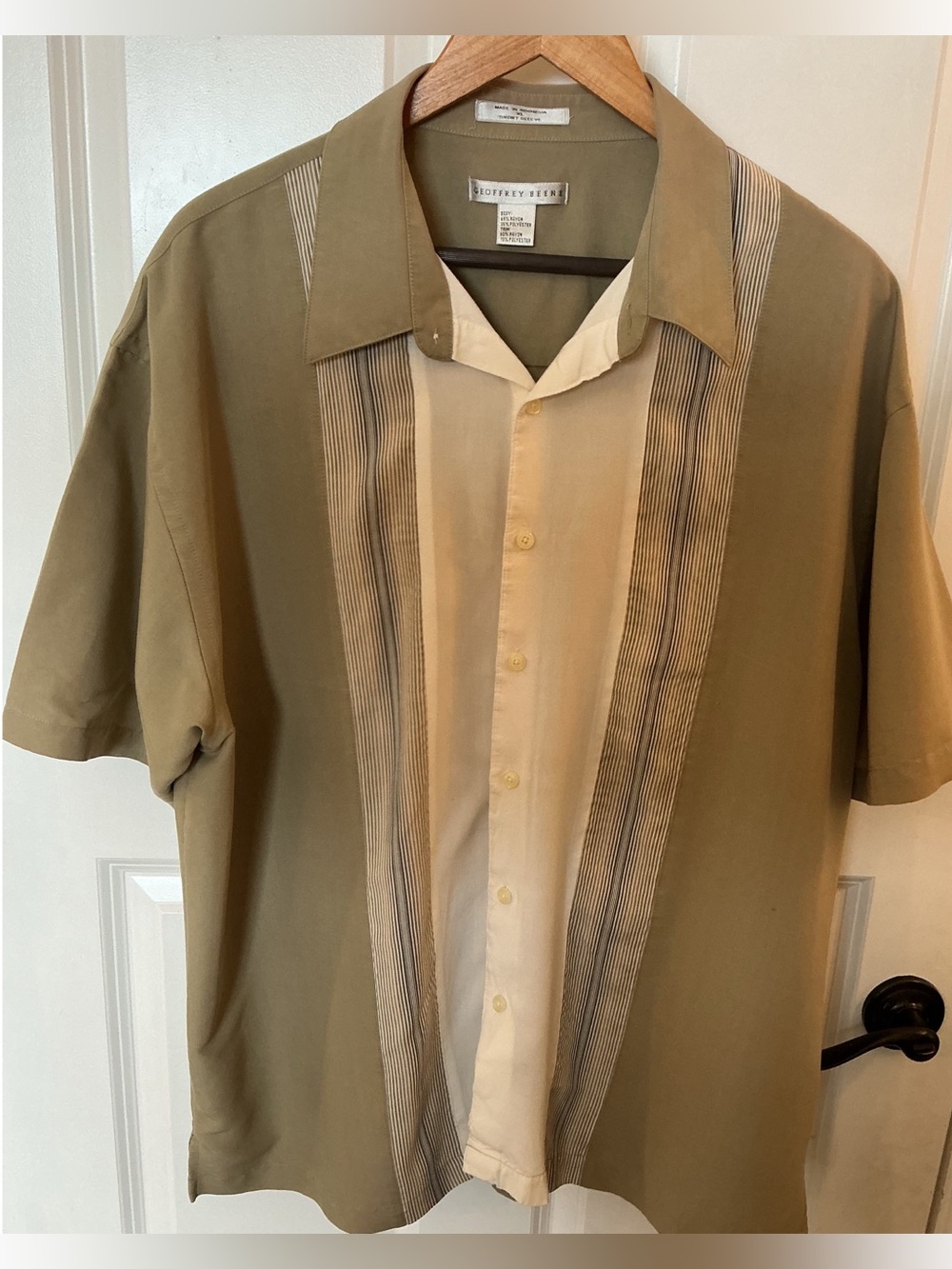Geoffrey Beene Olive and Cream Short-Sleeve Button-Up Camp Shirt